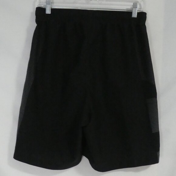 UNDER ARMOUR | medium | Loose Fit | Heat Gear | Black Exercise Shorts - Picture 2 of 16